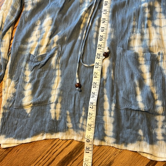 Swimsuit coverup.  Blue tiedye. Raya Sun Large - Picture 6 of 6